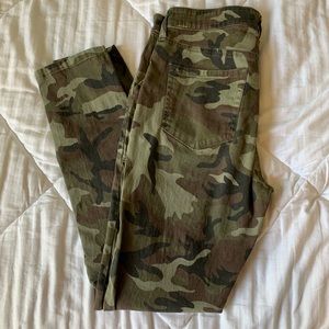 Camo pants